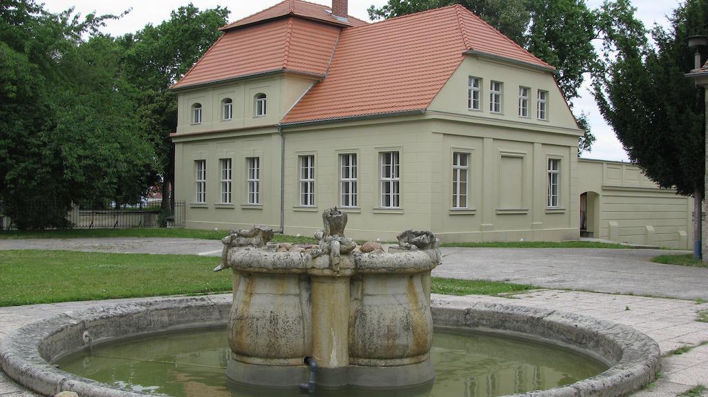 Gaestehaus Schloss Plaue Brandenburg  Exterior foto